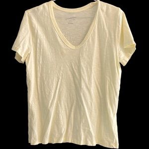 Universal thread women’s yellow V-neck T-shirt